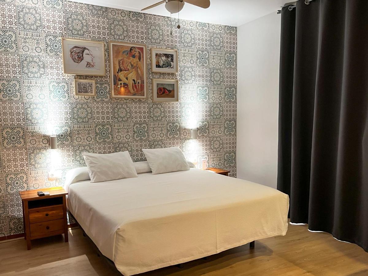 Beatriz Charming Hostal Торремолинос Экстерьер фото