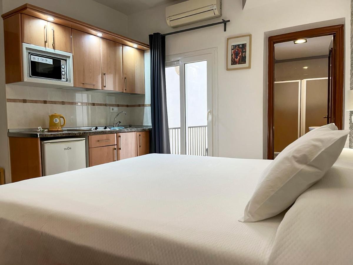 Beatriz Charming Hostal Торремолинос Экстерьер фото