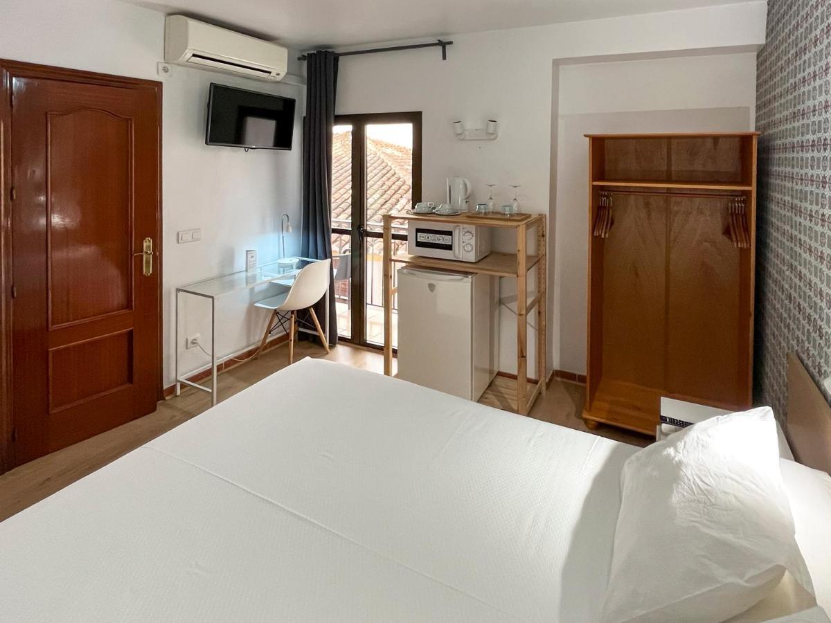 Beatriz Charming Hostal Торремолинос Экстерьер фото