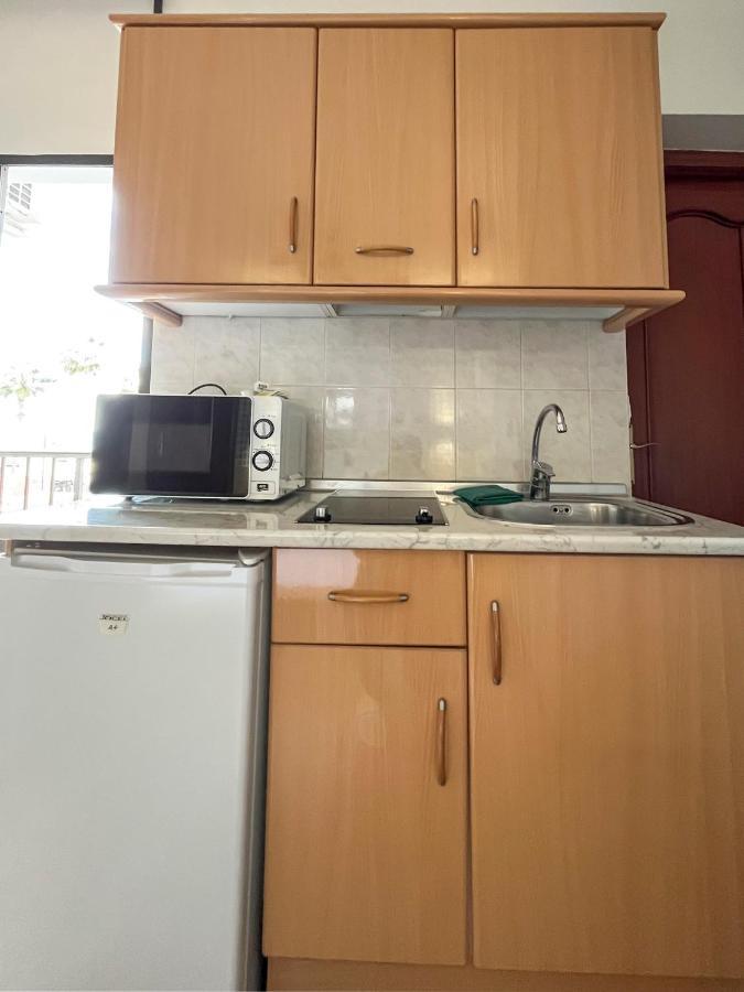 Beatriz Charming Hostal Торремолинос Экстерьер фото