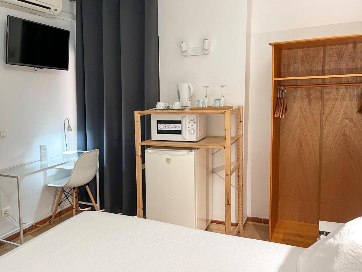 Beatriz Charming Hostal Торремолинос Экстерьер фото